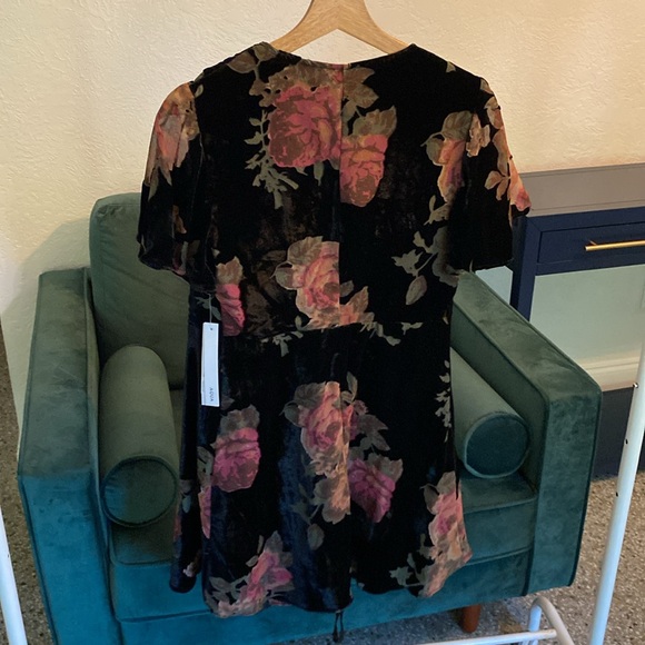 Aqua wrap blouse - Picture 2 of 4